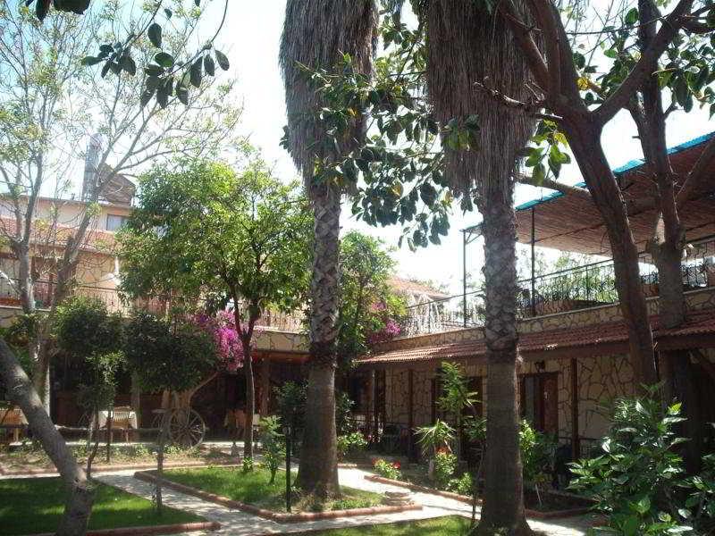 Poseidon Hotel Side Esterno foto